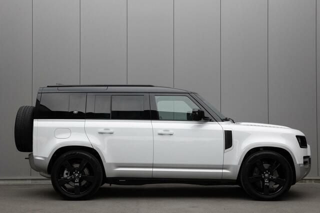 Wit Gebruikt 2022 Land Rover Defender SE SUV | € 109.945 - Afbeelding 1/4
