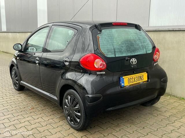 Occasion Toyota Aygo Sport 68 PK (50 kW) 2007 Zwart Hatchback