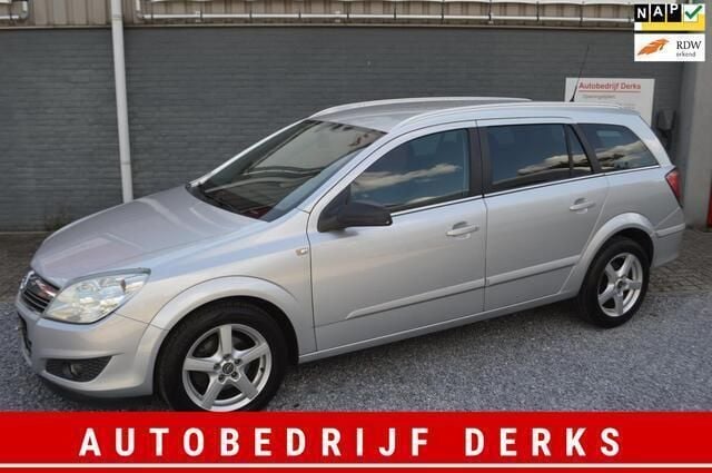 Grijs Gebruikt 2007 Opel Astra Stationwagen | € 2.650 (Eerlijke prijs) - Afbeelding 1/4