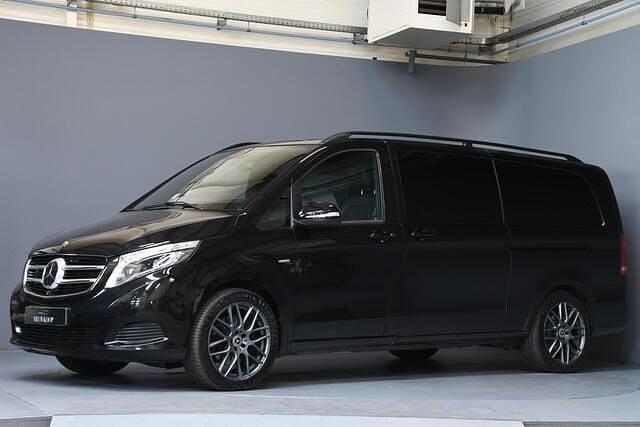 Zwart Gebruikt 2016 Mercedes V250 Avantgarde Edition MPV | € 38.950 (Eerlijke prijs) - Afbeelding 1/4