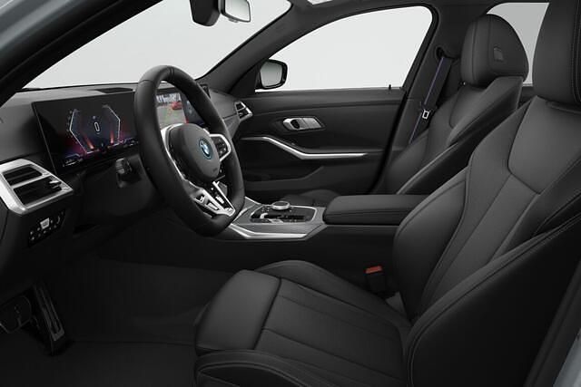 Nieuw BMW 330 Comfort Edition 291 PK (214 kW) 2025 Grijs Stationwagen