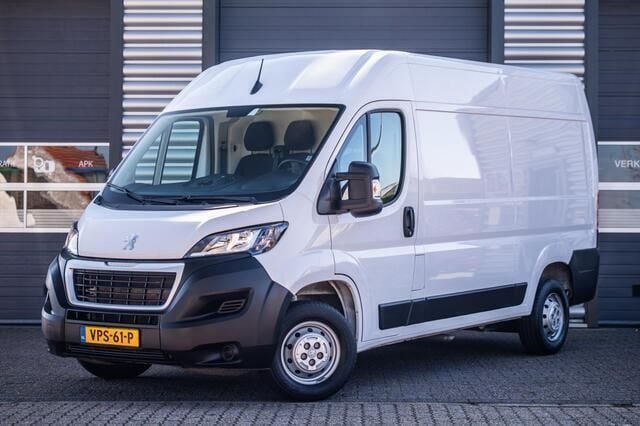 Wit Gebruikt 2022 Peugeot Boxer Premium Van | € 18.940 (Eerlijke prijs) - Afbeelding 1/4