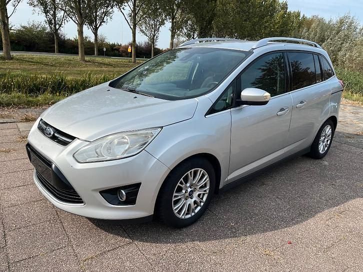 Gebruikt 2012 Ford Grand C-Max MPV | € 2.975 - Afbeelding 1/4