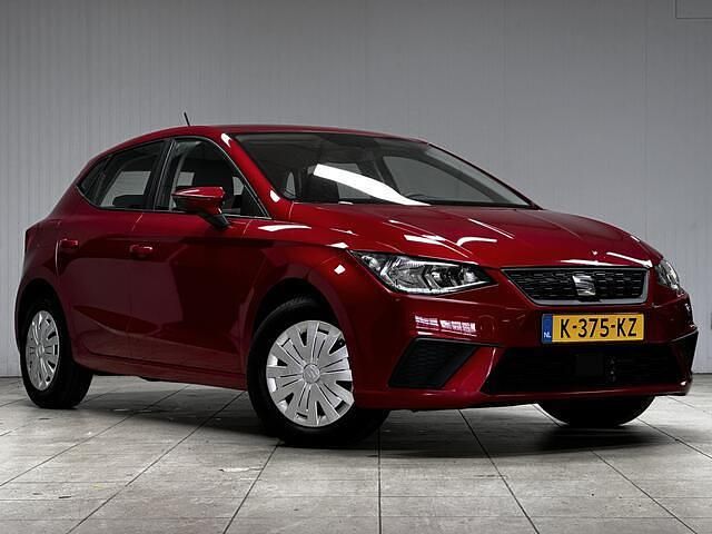 Occasion Seat Ibiza Style 97 PK (71 kW) 2021 Rood (metallic) Hatchback