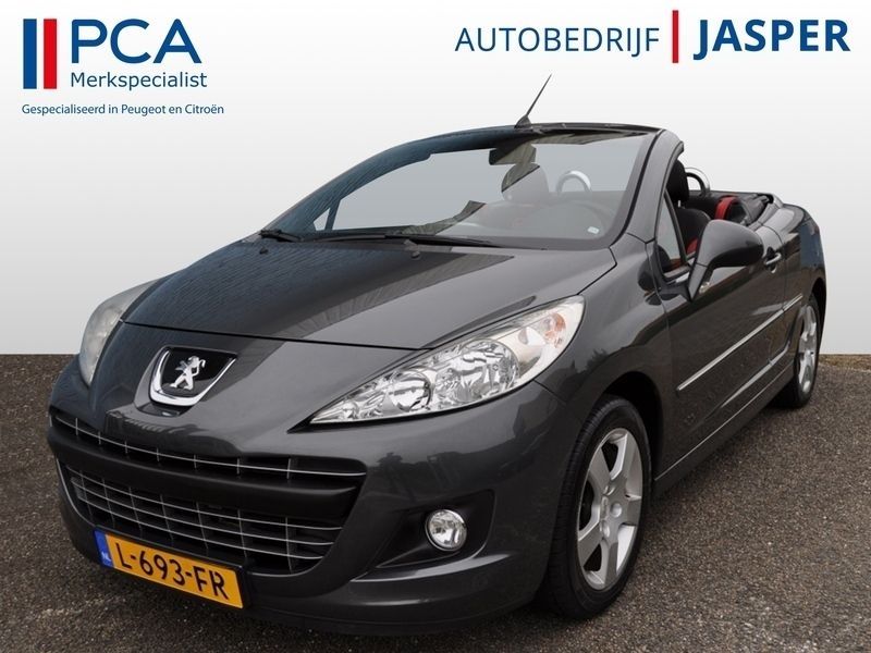 Grijs, metallic lak Gebruikt 2012 Peugeot 207 CC Griffe Cabriolet | € 7.850 (Duur) - Afbeelding 1/4