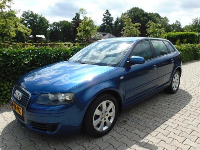 Occasion Audi A3 Sportback Ambiente 116 PK (85 kW) 2006 Blauw, metallic lak Hatchback