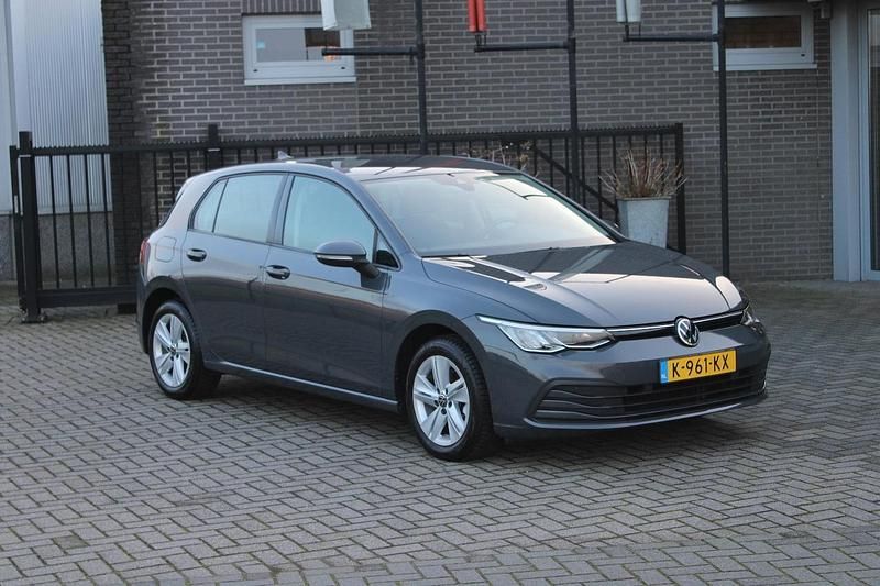 Occasion VW Golf VII 110 PK (80 kW) 2021 Grijs Hatchback