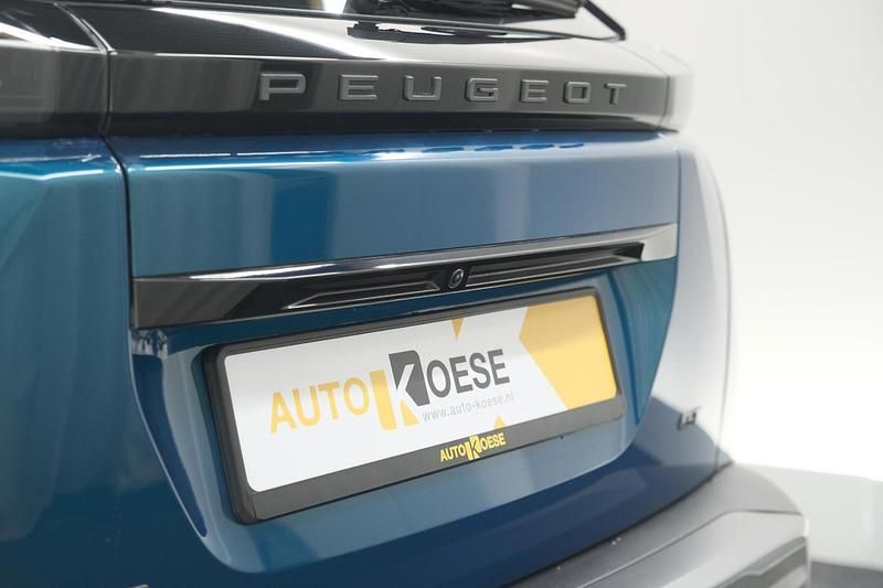 Nieuw Peugeot e-2008 GTi 11 kW (15 PK) 2026 Blauw SUV