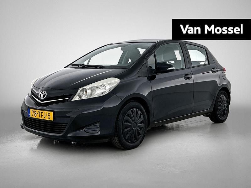 Zwart Gebruikt 2012 Toyota Yaris Hatchback | € 8.940 (Eerlijke prijs) - Afbeelding 1/4
