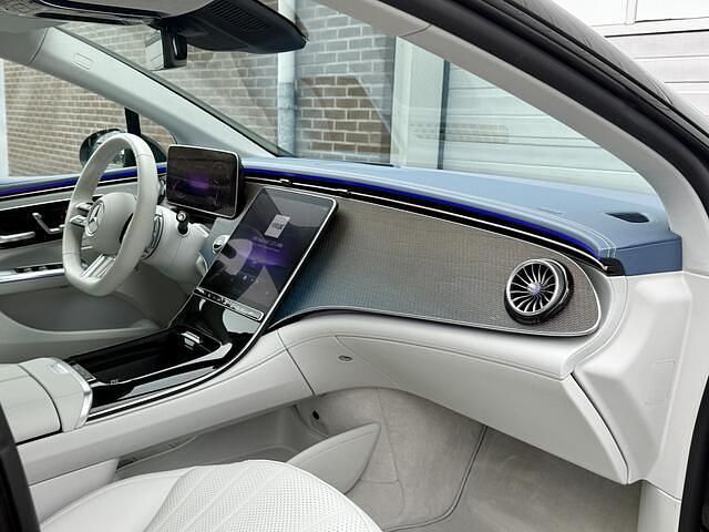 Occasion Mercedes EQE500 AMG line 300 kW (408 PK) 2023 Zwart Sedan