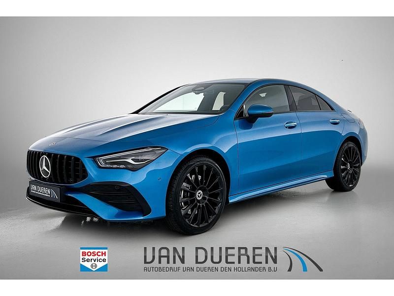 Blauw Gebruikt 2023 Mercedes CLA250 AMG line Sedan | € 40.450 (Iets duurder) - Afbeelding 1/4