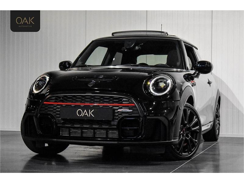 Zwart Gebruikt 2021 Mini John Cooper Works Hatchback | € 34.900 (Duur) - Afbeelding 1/3