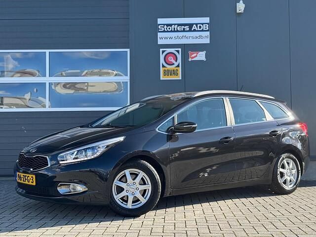 Zwart Gebruikt 2012 Kia Ceed Sportswagon Plus Stationwagen | € 6.850 (Duur) - Afbeelding 1/4