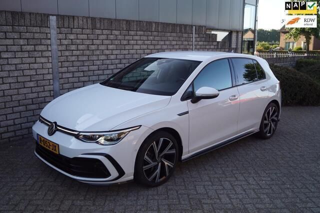 Wit Gebruikt 2022 VW Golf VIII R-line Hatchback | € 20.850 (Super prijs) - Afbeelding 1/4