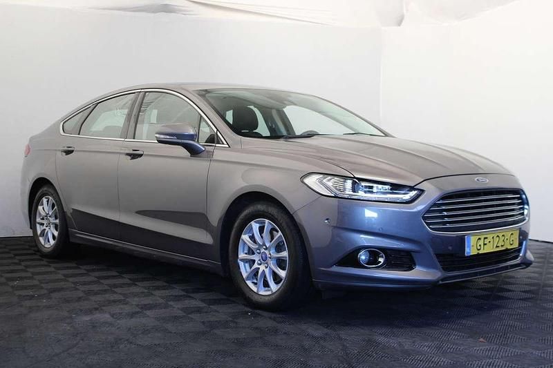 Occasion Ford Mondeo Titanium 161 PK (118 kW) 2015 Bruin (metallic) Hatchback