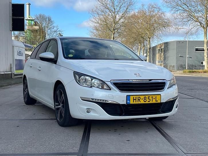 Occasion Peugeot 308 SW 120 PK (88 kW) 2015 Wit Stationwagen