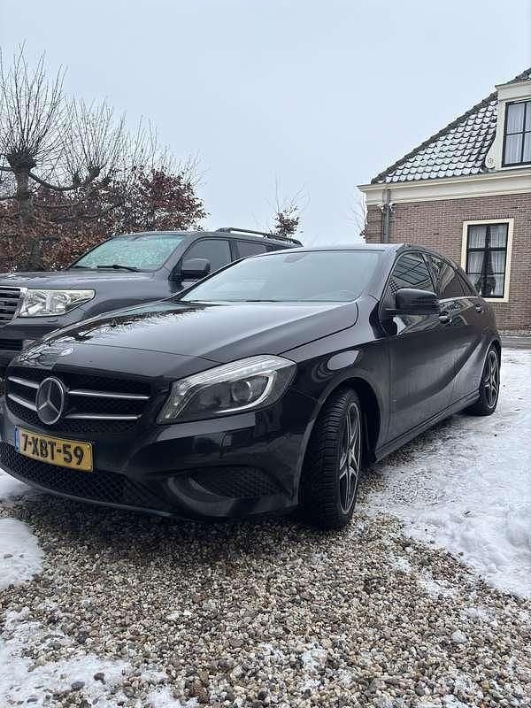 Occasion 2014 Mercedes A180 AMG line Sedan | € 9.500 (Iets duurder) - Afbeelding 1/4
