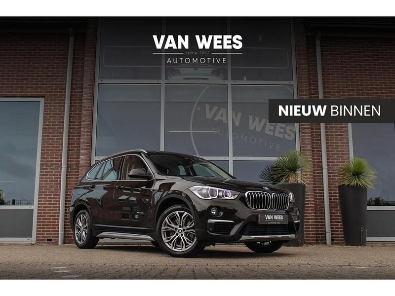 Bruin Gebruikt 2015 BMW X1 xLine SUV | € 25.750 (Duur) - Afbeelding 1/4