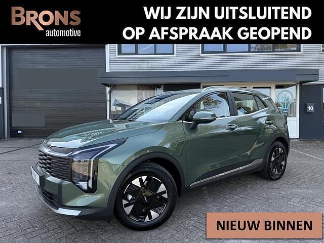 Groen Nieuw 2025 Kia Sportage SUV | € 39.985 (Super prijs) - Afbeelding 1/4