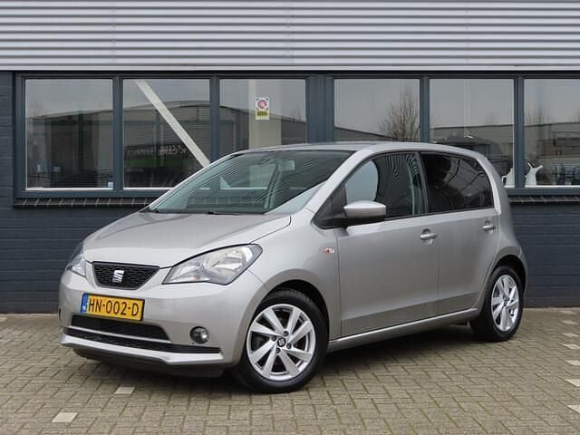 Grijs Gebruikt 2016 Seat Mii CONNECT Hatchback | € 6.450 (Goede deal) - Afbeelding 1/4