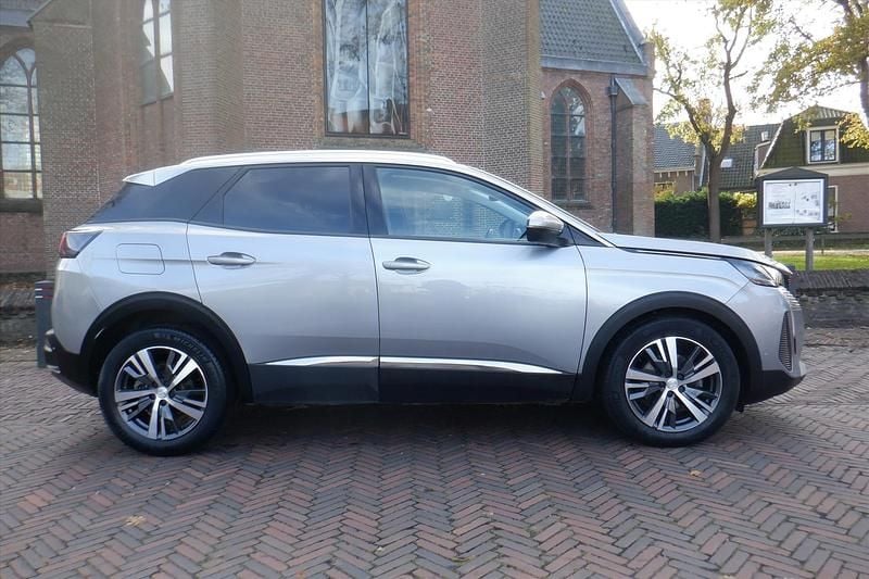 Zilver Gebruikt 2021 Peugeot 3008 Allure SUV | € 20.900 (Goede deal) - Afbeelding 1/4