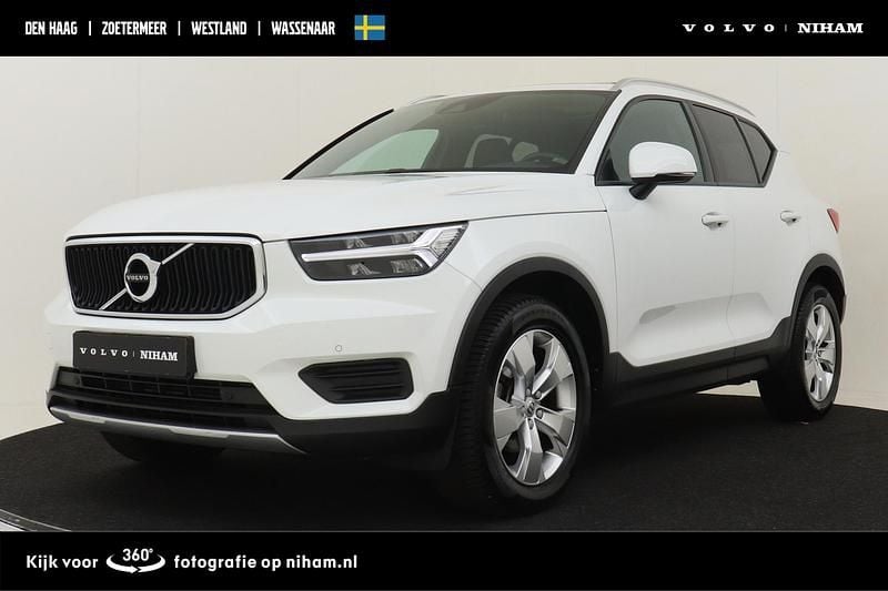 Wit Gebruikt 2019 Volvo XC40 Momentum SUV | € 28.890 (Eerlijke prijs) - Afbeelding 1/4