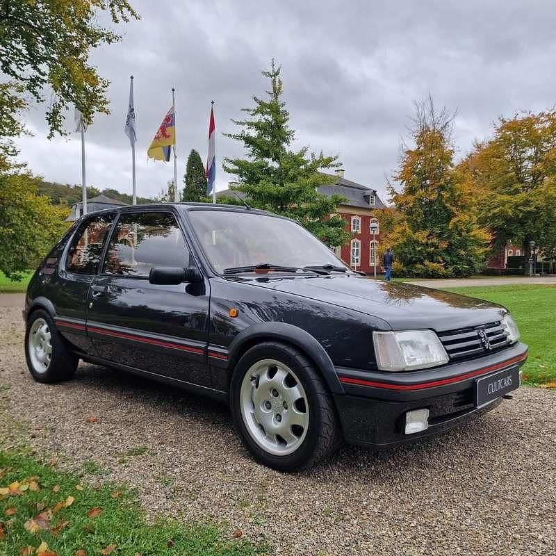 Gebruikt 1992 Peugeot 205 GTi | € 37.500 - Afbeelding 1/4