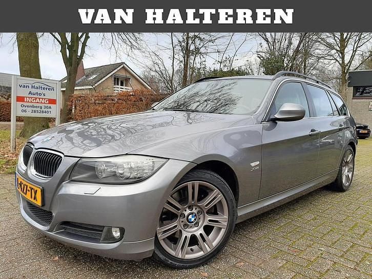 Occasion BMW 325 Sport Line 218 PK (160 kW) 2009 Grijs (metallic) Stationwagen