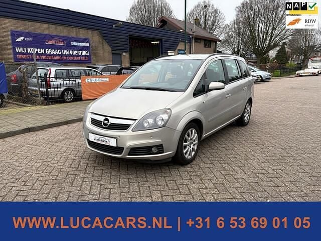 Grijs Gebruikt 2007 Opel Zafira MPV | € 1.995 (Goede deal) - Afbeelding 1/4