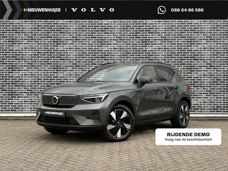Groen Nieuw 2025 Volvo EX40 Business Edition SUV | € 49.899 - Afbeelding 1/4