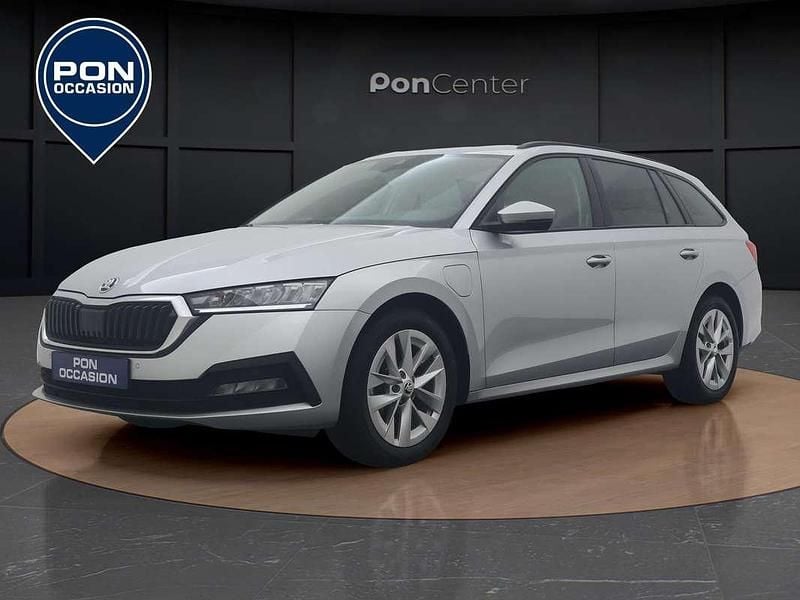 Zilver, metallic lak Gebruikt 2022 Skoda Octavia Ambition Stationwagen | € 24.950 (Eerlijke prijs) - Afbeelding 1/3