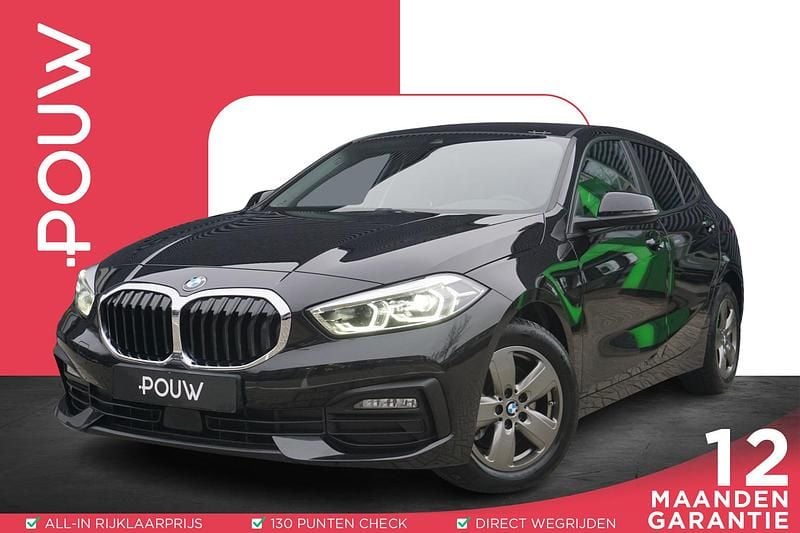 Zwart Gebruikt 2023 BMW 118 Hatchback | € 25.450 (Eerlijke prijs) - Afbeelding 1/4
