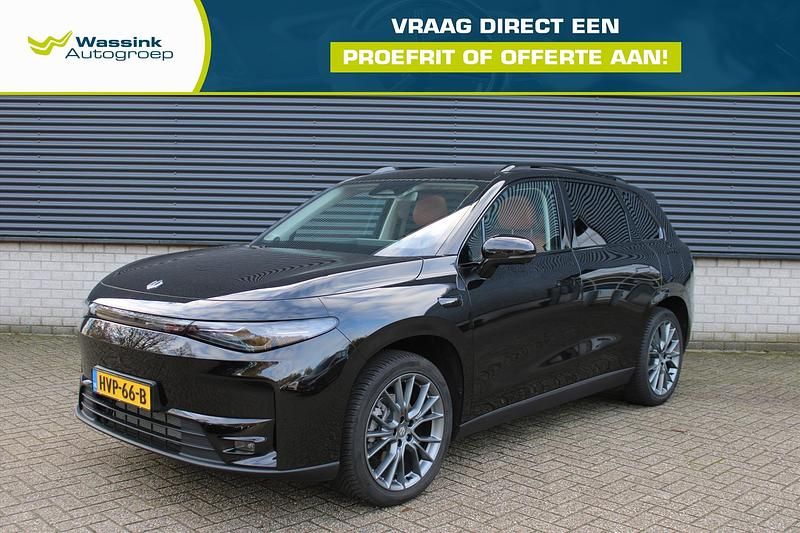 Zwart Gebruikt 2025 Leapmotor C10 SUV | € 37.935 (Eerlijke prijs) - Afbeelding 1/4