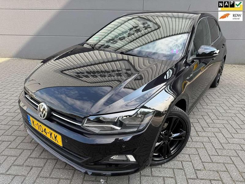 Zwart Gebruikt 2021 VW Polo Business Hatchback | € 14.299 (Goede deal) - Afbeelding 1/4