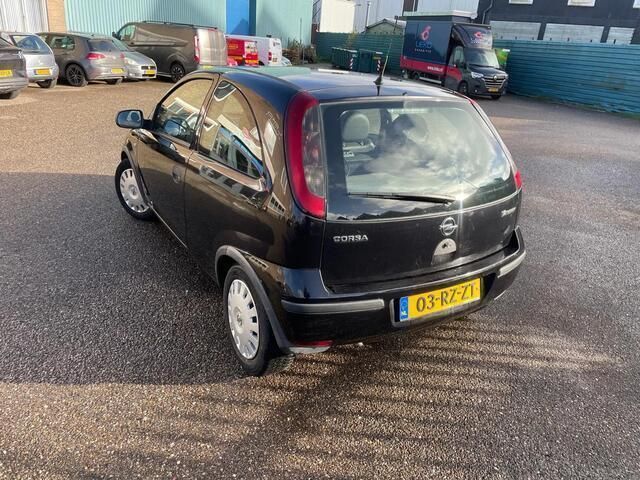 Occasion Opel Corsa 80 PK (58 kW) 2005 Zwart Hatchback