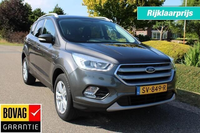 Grijs, andere lak Gebruikt 2018 Ford Kuga Trend SUV | € 15.800 (Eerlijke prijs) - Afbeelding 1/4