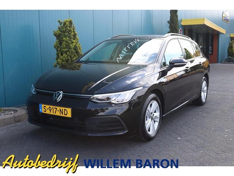 Occasion VW Golf VIII Life 112 PK (82 kW) 2023 Zwart Stationwagen