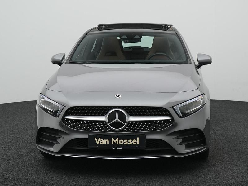 Occasion Mercedes A250 AMG line 218 PK (160 kW) 2021 Grijs Hatchback