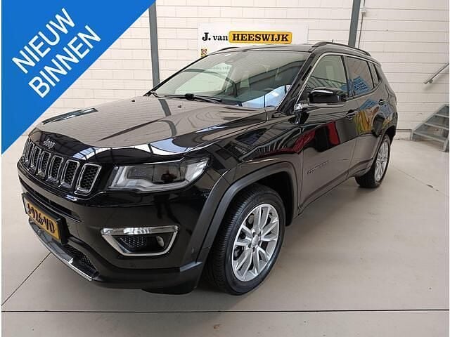 Zwart Gebruikt 2020 Jeep Compass Limited SUV | € 22.950 (Eerlijke prijs) - Afbeelding 1/4