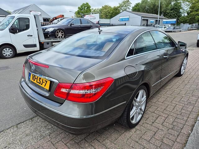 Occasion Mercedes E200 Avantgarde 184 PK (135 kW) 2010 Beige (metallic) Coupé