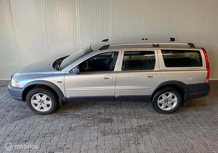 Occasion Volvo XC70 209 PK (153 kW) 2004 Grijs Stationwagen