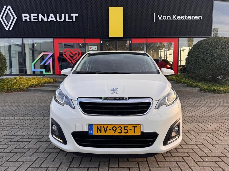 Occasion Peugeot 108 Active 69 PK (50 kW) 2017 Wit Hatchback