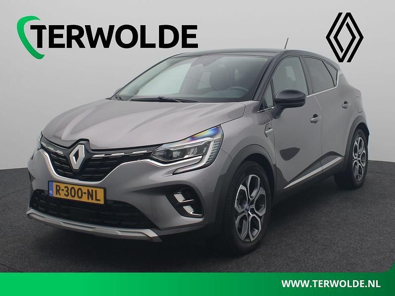 Grijs Gebruikt 2021 Renault Captur Intens SUV | € 22.840 - Afbeelding 1/4