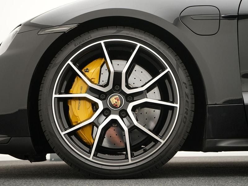 Occasion Porsche Taycan Sport Turismo 461 kW (627 PK) 2024 Zwart Sedan