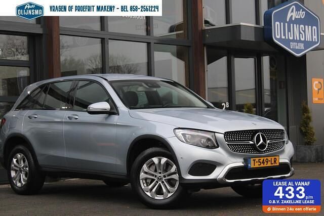 Grijs Occasion 2017 Mercedes GLC250 Business SUV | € 25.494 (Eerlijke prijs) - Afbeelding 1/4