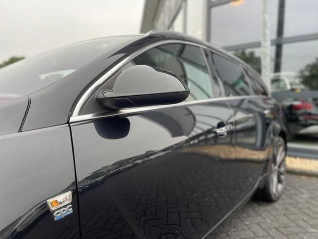 Occasion Opel Insignia Cosmo 251 PK (184 kW) 2012 Zwart, metallic lak Stationwagen