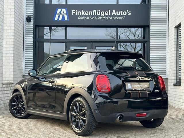 Occasion Mini Cooper Business 136 PK (100 kW) 2017 Zwart Hatchback