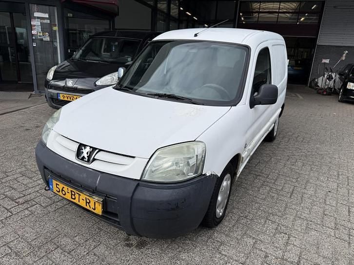 Wit Gebruikt 2005 Peugeot Partner MPV | € 490 (Goede deal) - Afbeelding 1/4