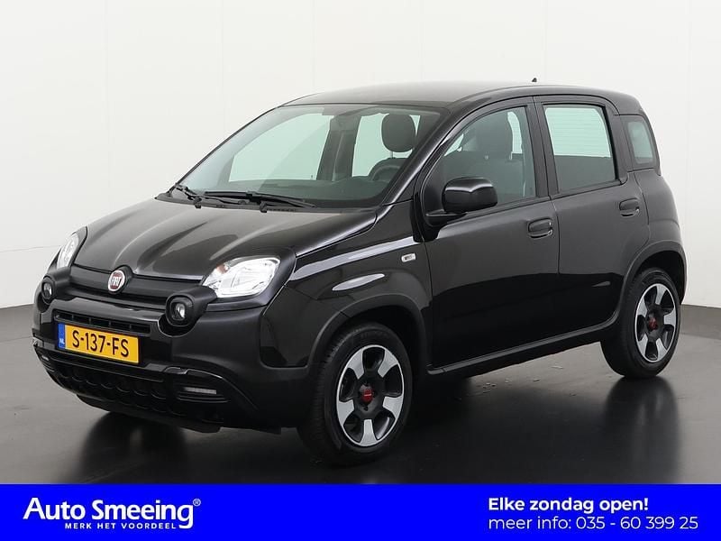 Zwart Gebruikt 2023 Fiat Panda Cross Cross Hatchback | € 14.740 (Eerlijke prijs) - Afbeelding 1/4