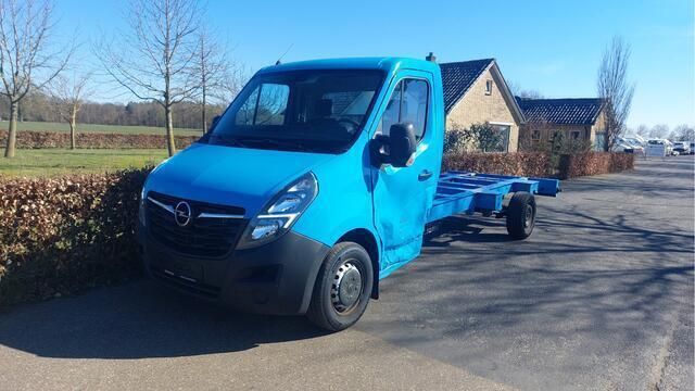 Blauw Gebruikt 2020 Opel Movano Van | € 9.950 (Super prijs) - Afbeelding 1/4